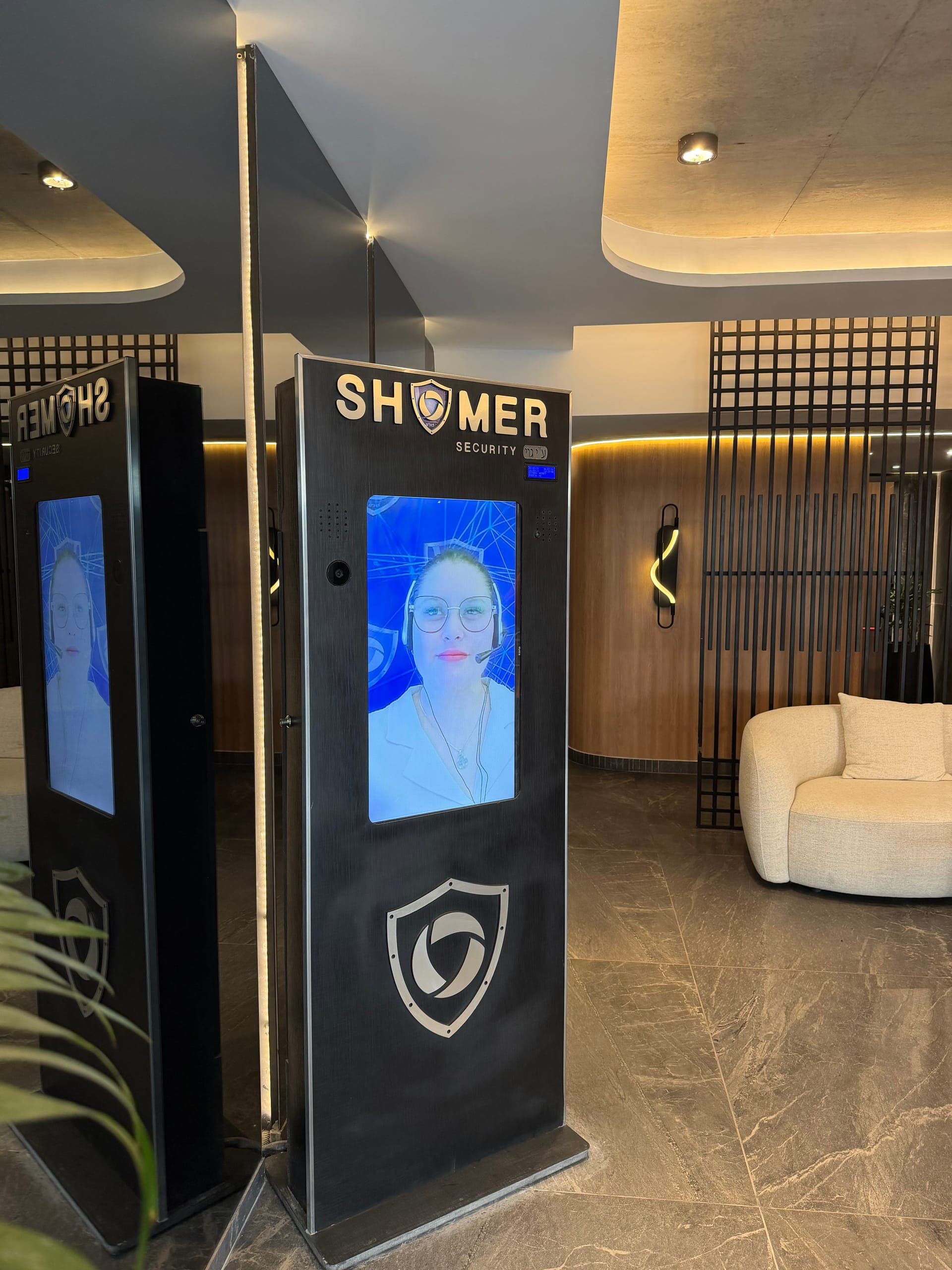 Tótem de Seguridad Inteligente Shomer en Consorcio